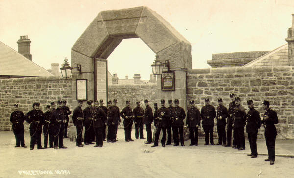 Walter Baggs (extreme left) with other warders at Dartmoor prison
