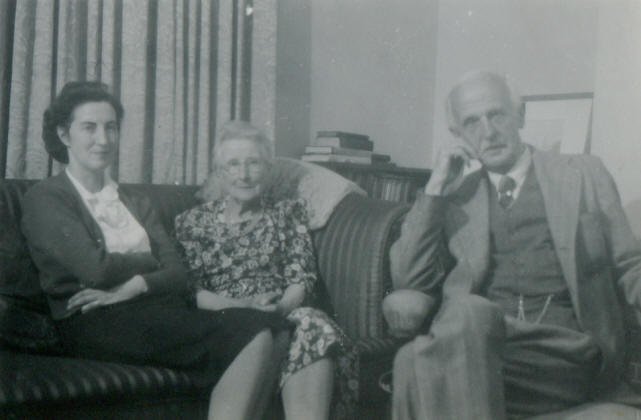 Caro Hardie, mary and Frank Pollard at 'The Glen', probably July 1950