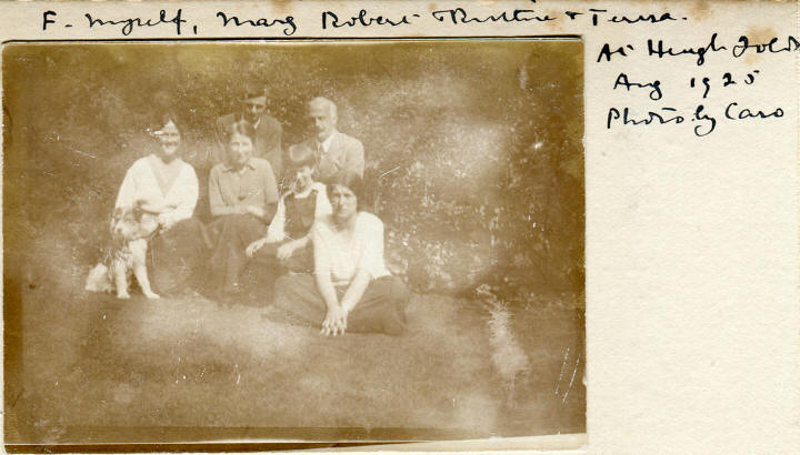 Frank, Mary, Robert, Margaret & Ruth Pollard, and Teresa Merz, Heugh Folds, August 1925