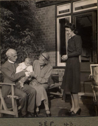 Frank, Maray & Caro Pollard, and Daniel Beck, September 1943