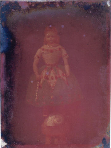 Niepce de Saint-Victor: doll on a stool